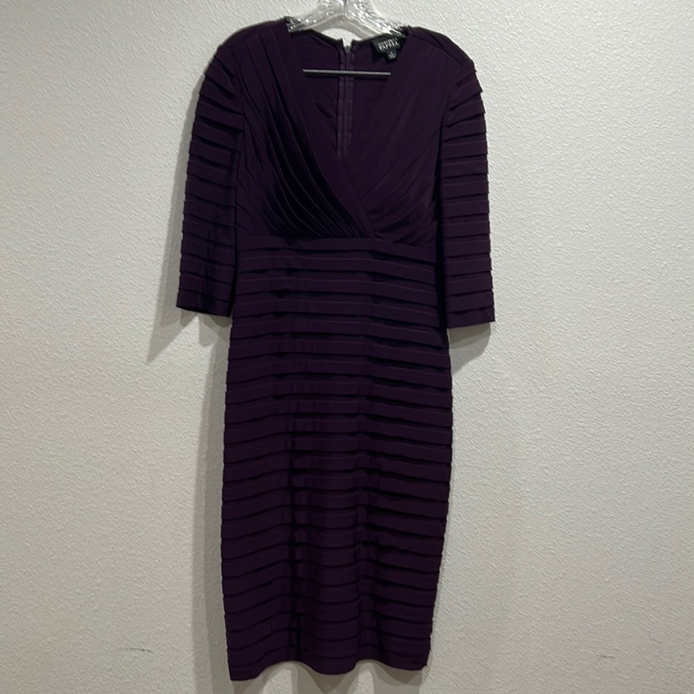 Adrianna Papell Bandage Sheath Bodycon Dress Eggplant Purple Size 8 3/4 Sleeve